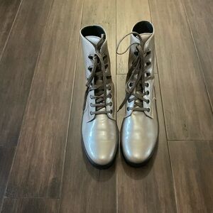Tod's Beige Metallic Leather Lace Up Combat Boots Size 40.5